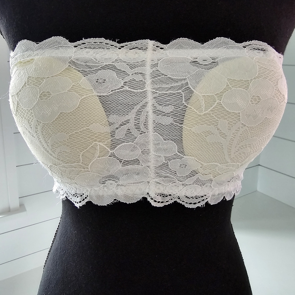 Elegant Lace Bandeau Bra - Cream